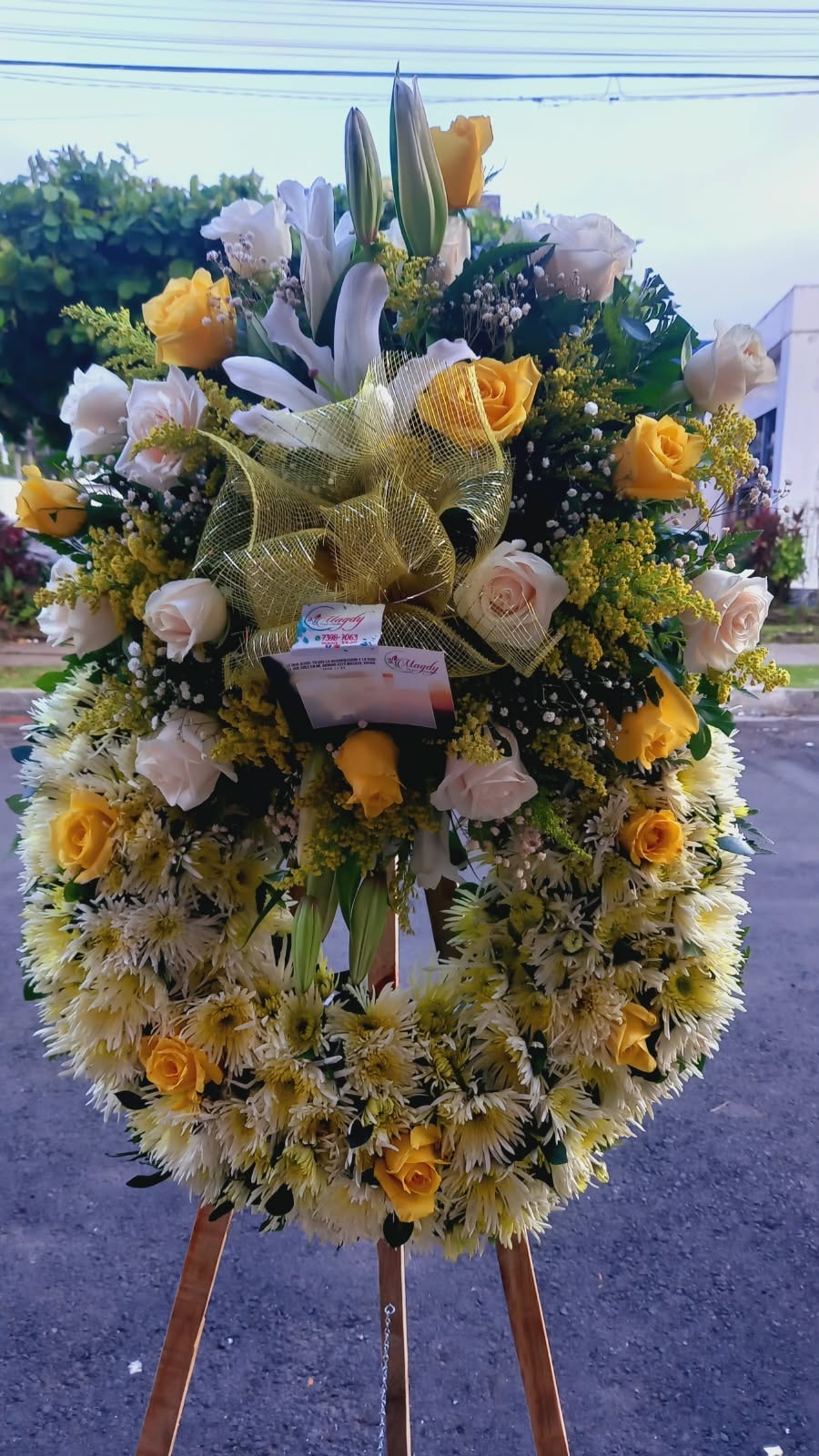 Silencio y Flores